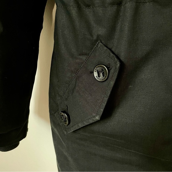 Aritzia Black Hooded Parka - Picture 5 of 11